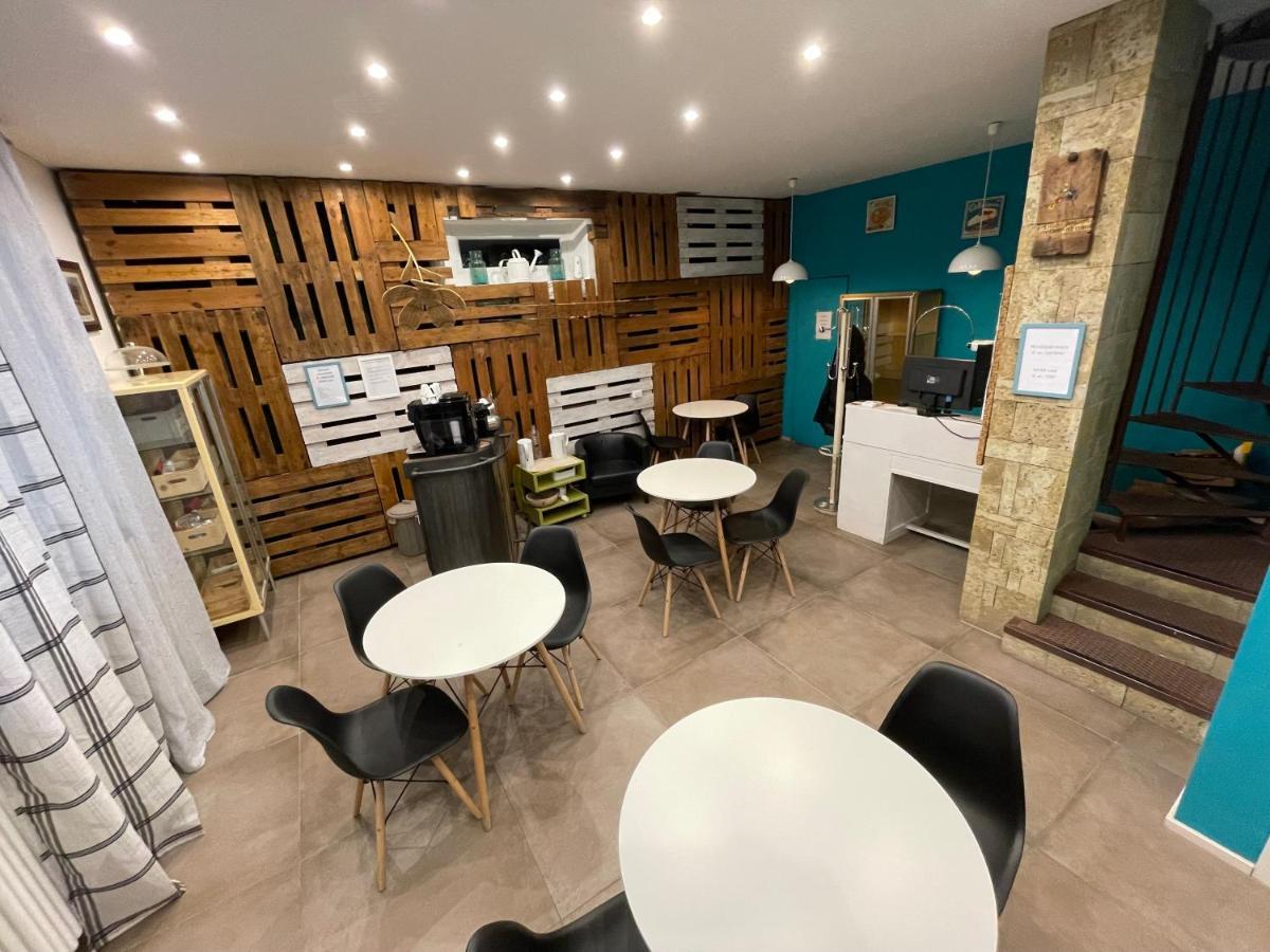 Smile Accomodation Sarre Exterior photo